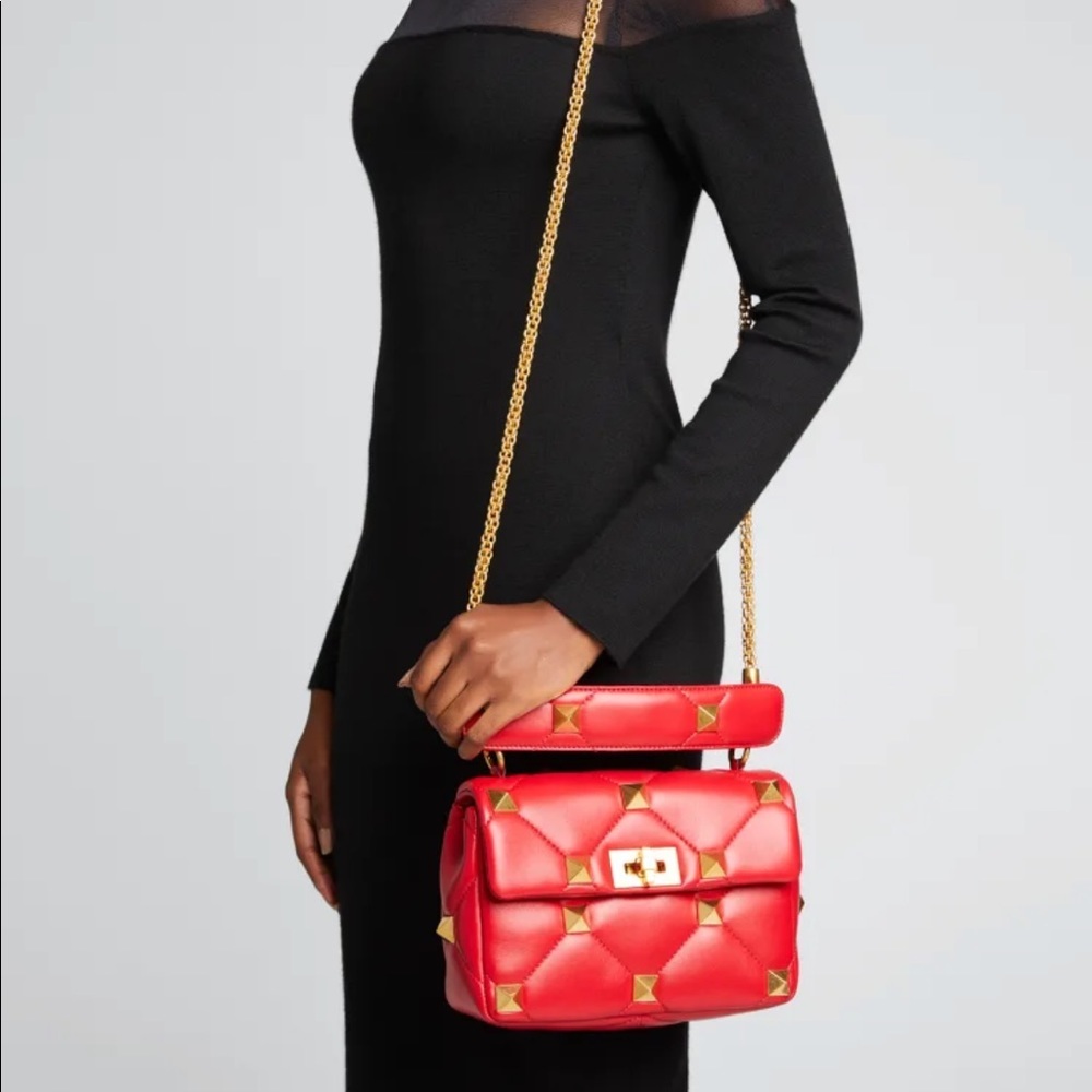 VALENTINO GARAVANI Roman Stud Medium Quilted Chain Shoulder Bag Red - Picture 2 of 16